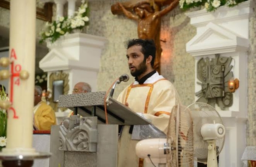 Bishop Francis Serrao ordains 9 deacons
